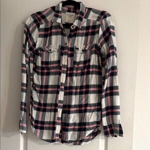 Abercrombie & Fitch Plaid Button-Up Shirt
